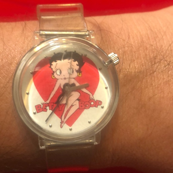 Betty boob watch - Picture 5 of 5